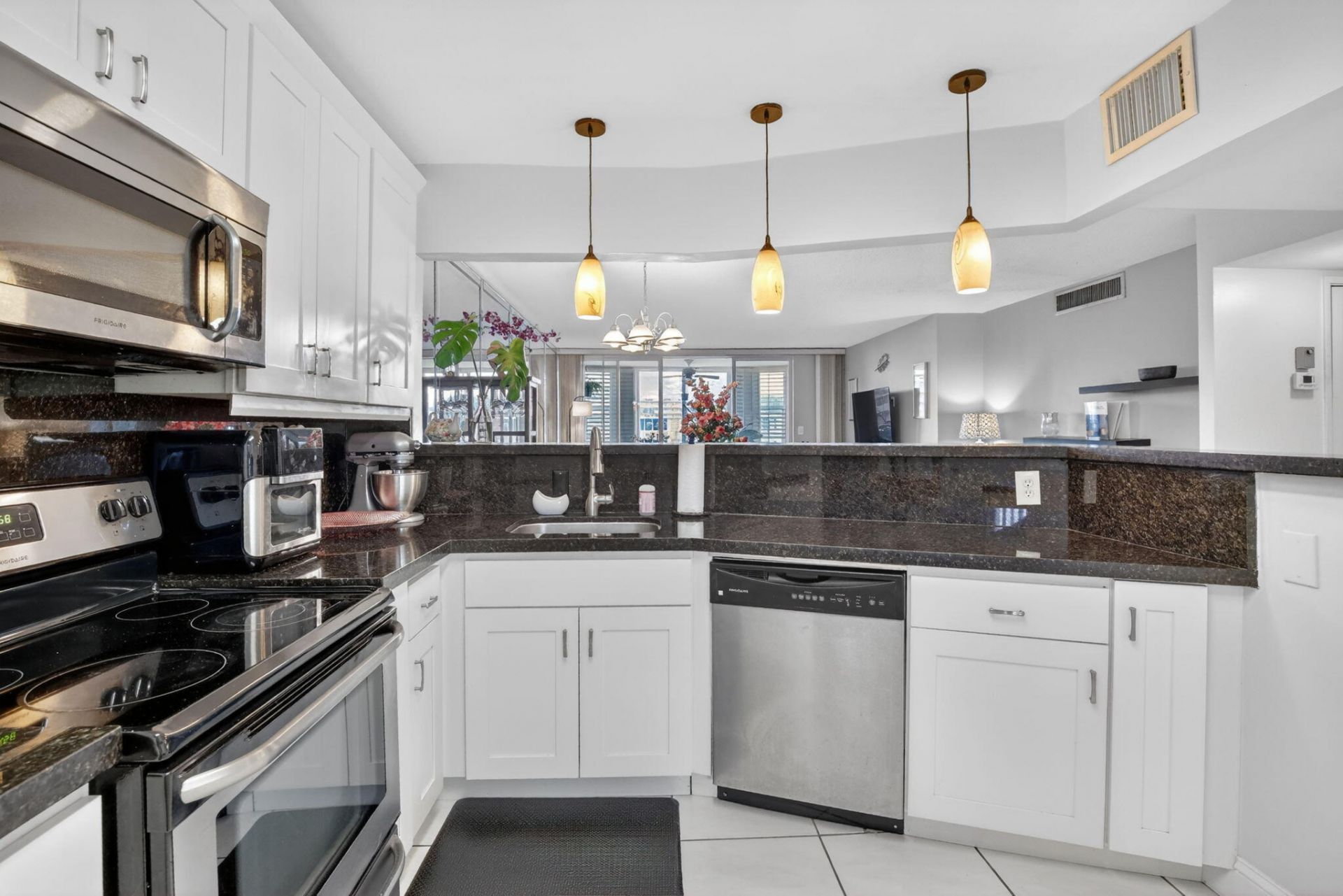 1690 NE 191st Street, Unit 408-1, Miami, FL 33179 Photo