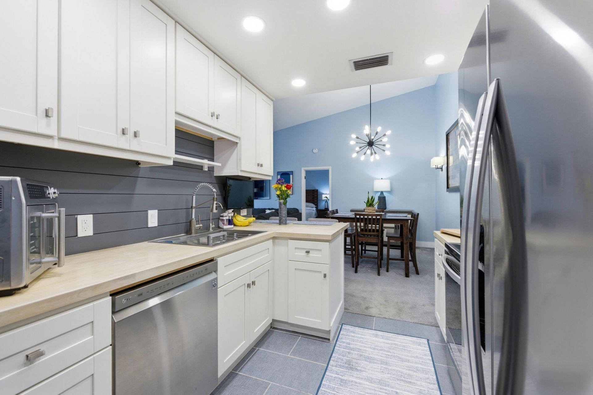 8228 SE Croft Circle, Unit J-6, Hobe Sound, FL 33455 Photo