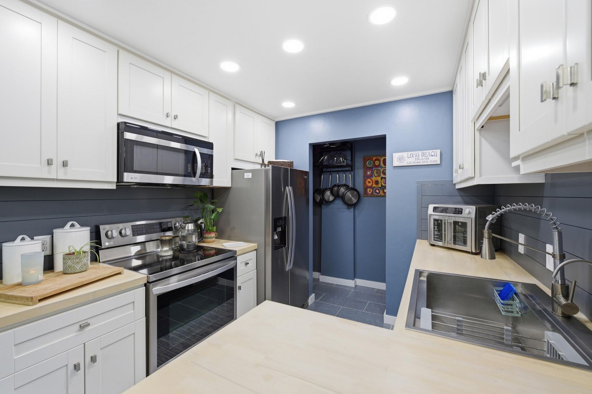 8228 SE Croft Circle, Unit J-6, Hobe Sound, FL 33455 Photo