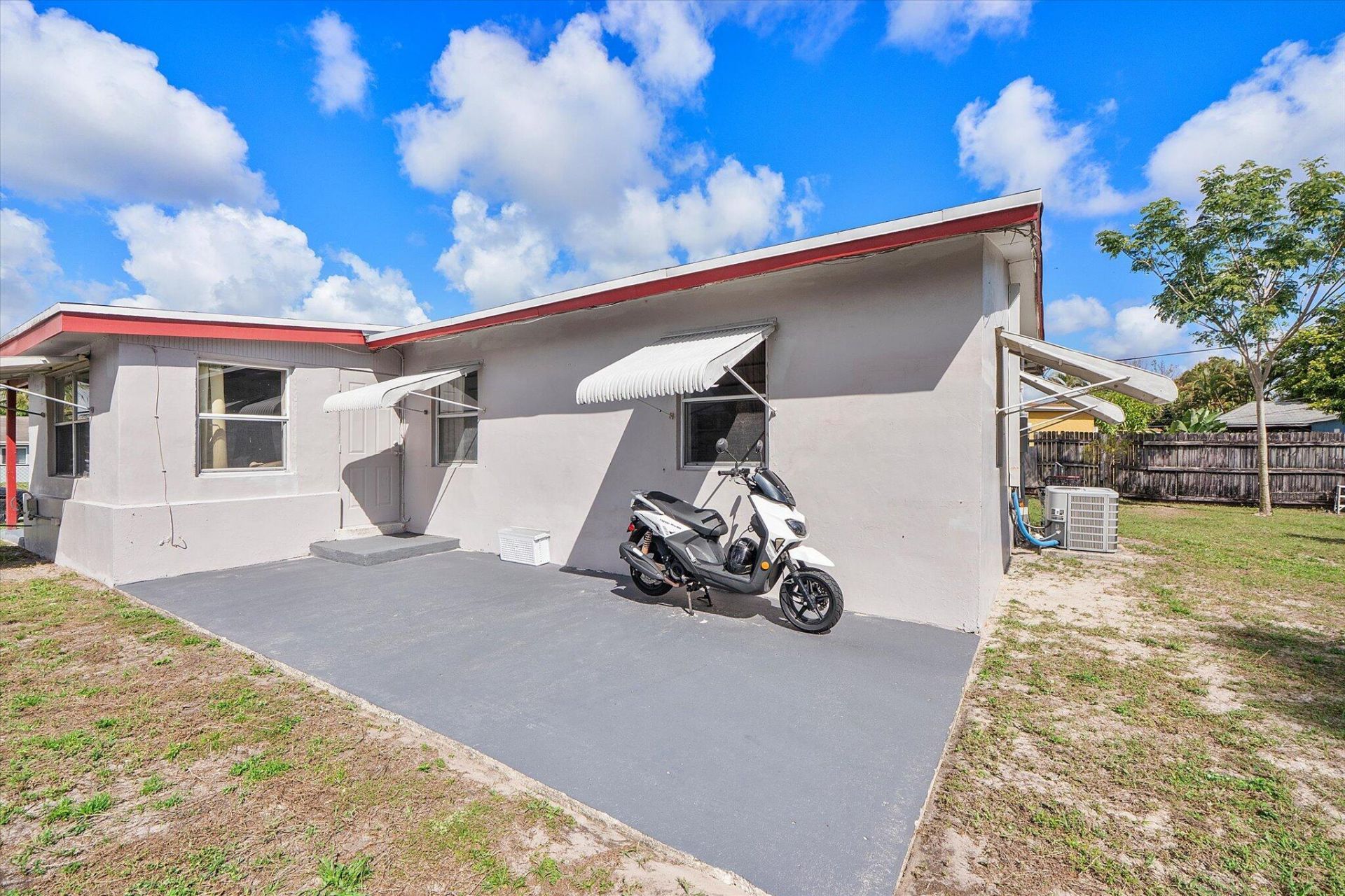 640 SW 28th Terrace, Fort Lauderdale, FL 33312 Photo