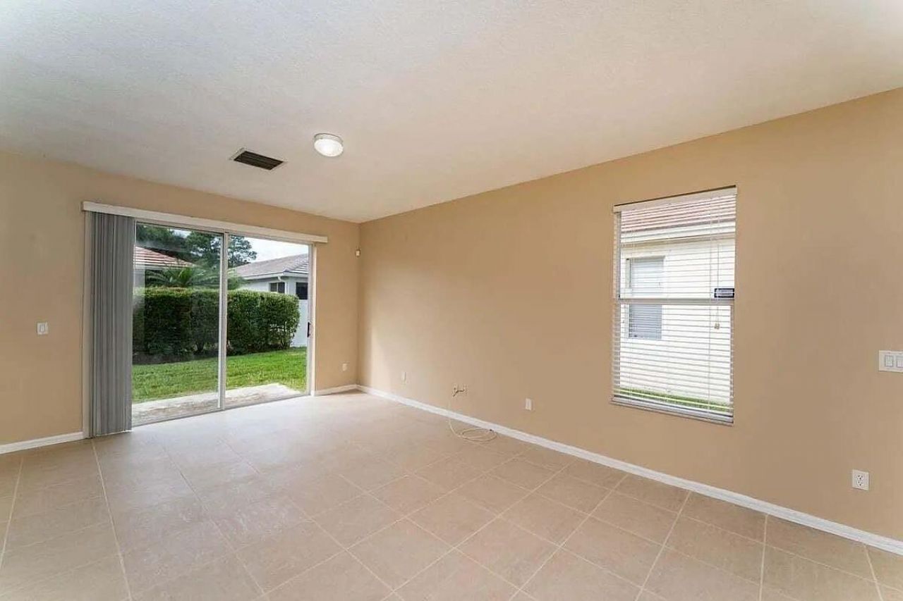 252 SW Manatee Springs Way, Port Saint Lucie, FL 34986 Photo