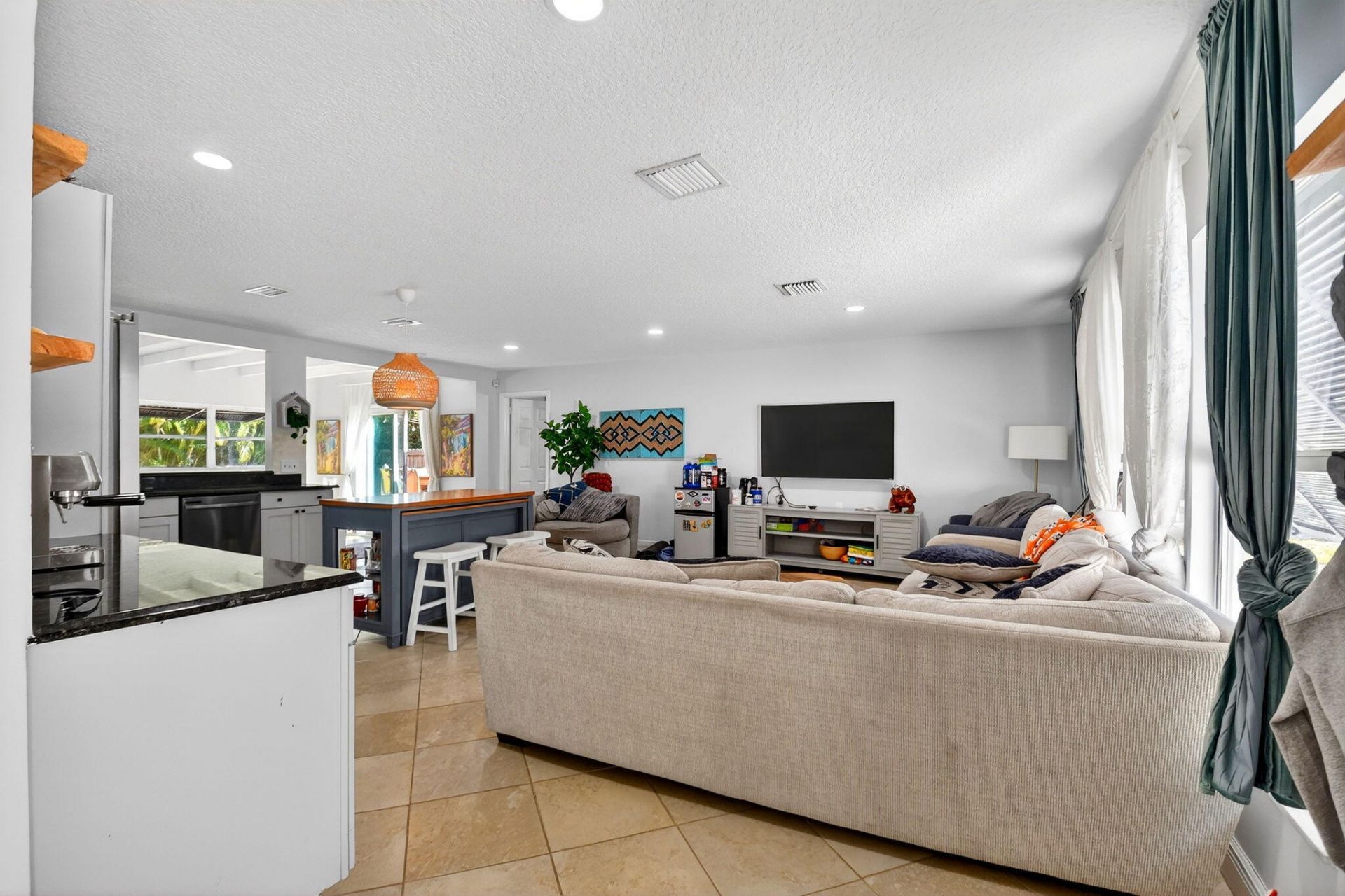 320 Riverdale Road, Palm Springs, FL 33461 Photo