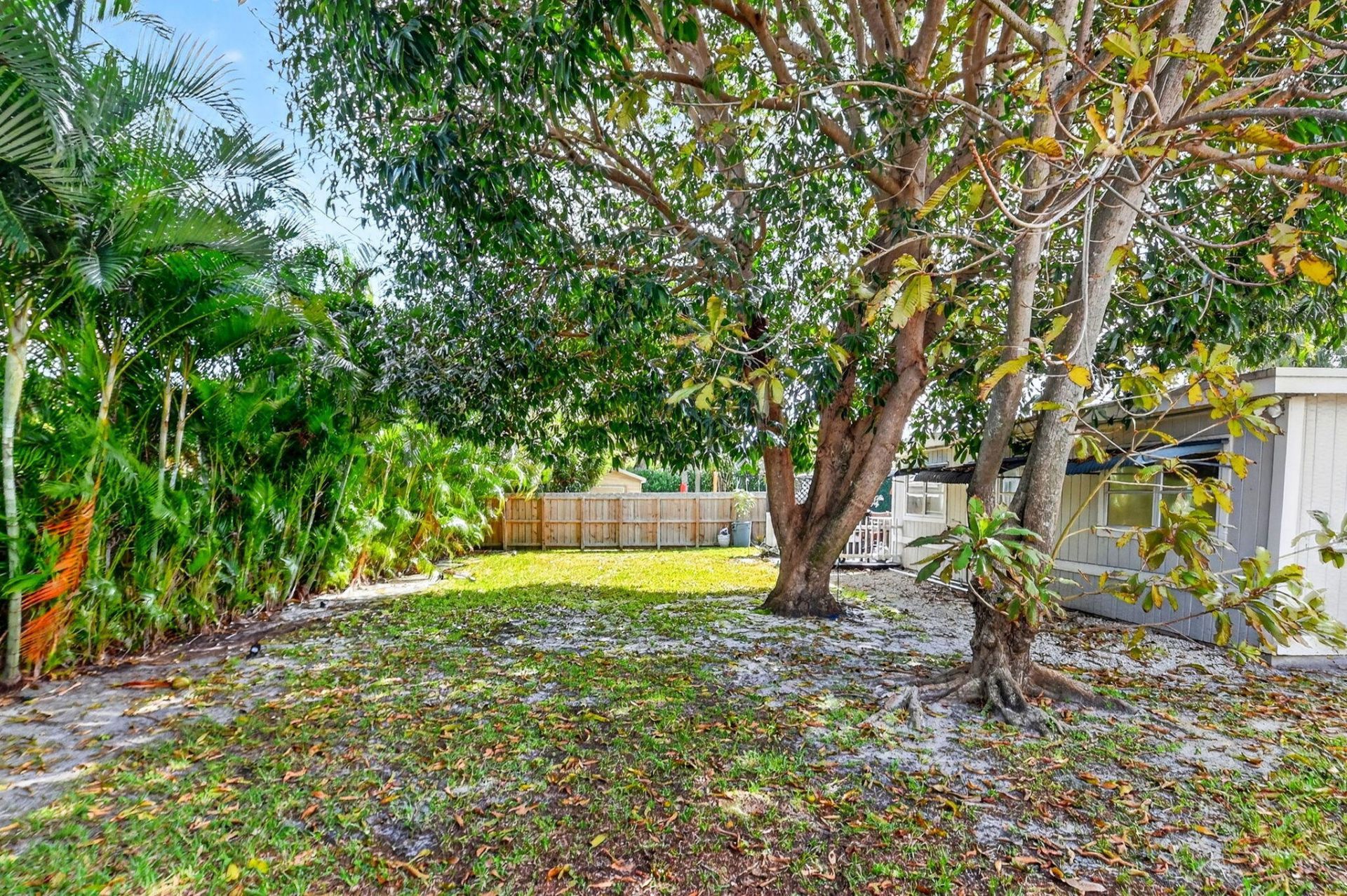 320 Riverdale Road, Palm Springs, FL 33461 Photo