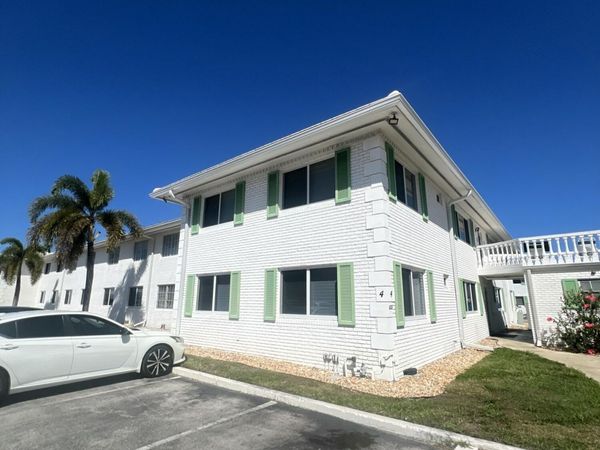 1821 NE 62nd St, Unit 424, Fort Lauderdale, FL 33308