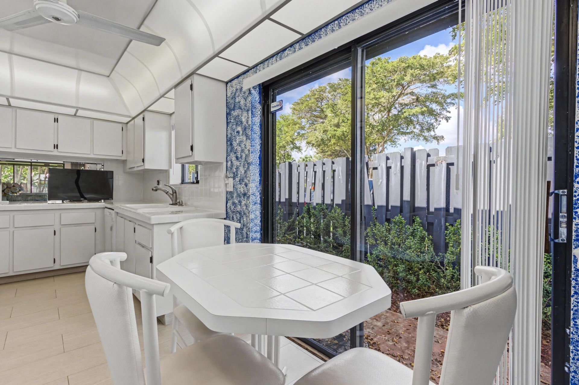 16036 Fairway Lane, Unit 27, Weston, FL 33326 Photo