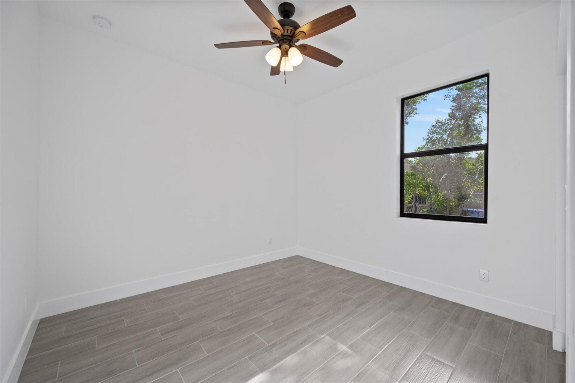 1509 W 28th Street, Riviera Beach, FL 33404 Photo