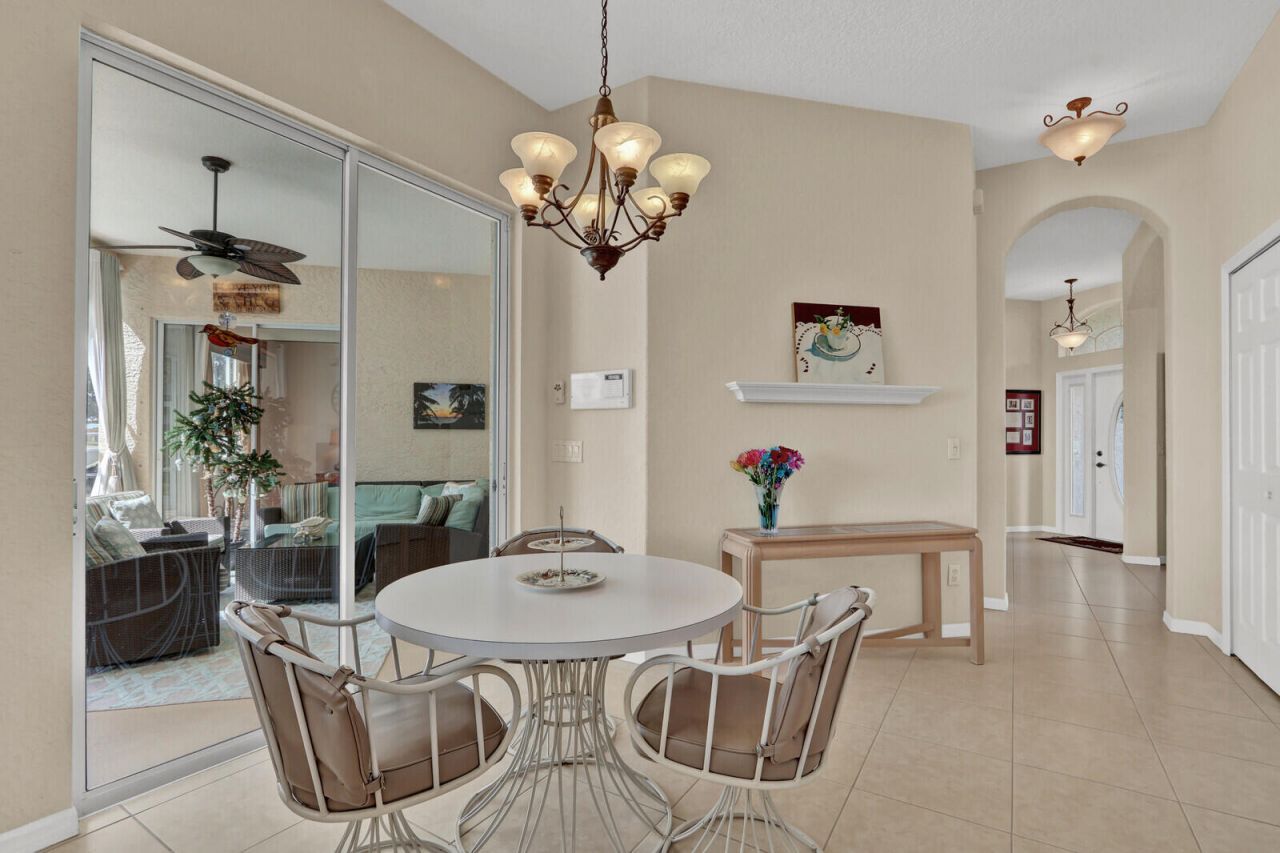 189 SW Snapdragon Circle, Port Saint Lucie, FL 34953 Photo