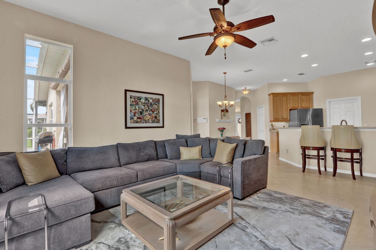 189 SW Snapdragon Circle, Port Saint Lucie, FL 34953 Photo