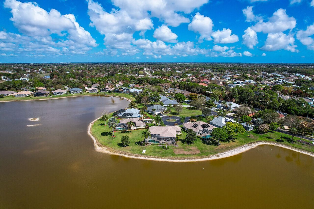 189 SW Snapdragon Circle, Port Saint Lucie, FL 34953 Photo