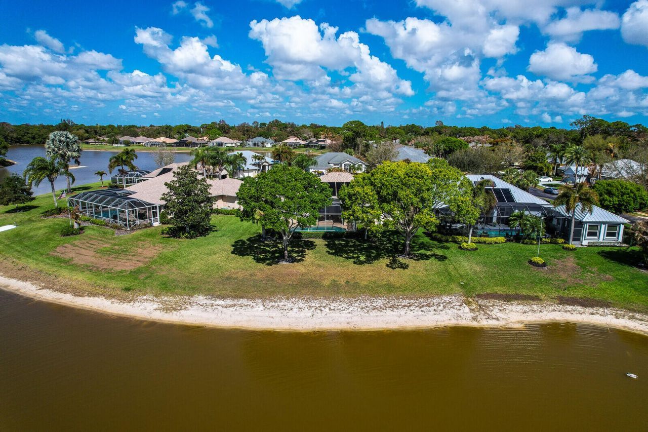 189 SW Snapdragon Circle, Port Saint Lucie, FL 34953 Photo