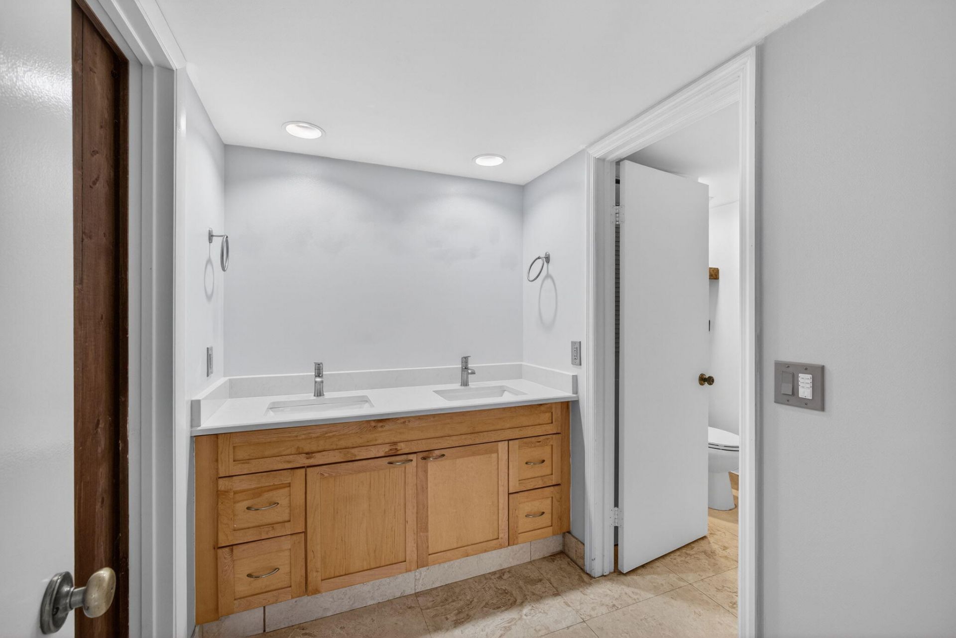 3332 N Meridian Way Way N, Unit B, Palm Beach Gardens, FL 33410 Photo