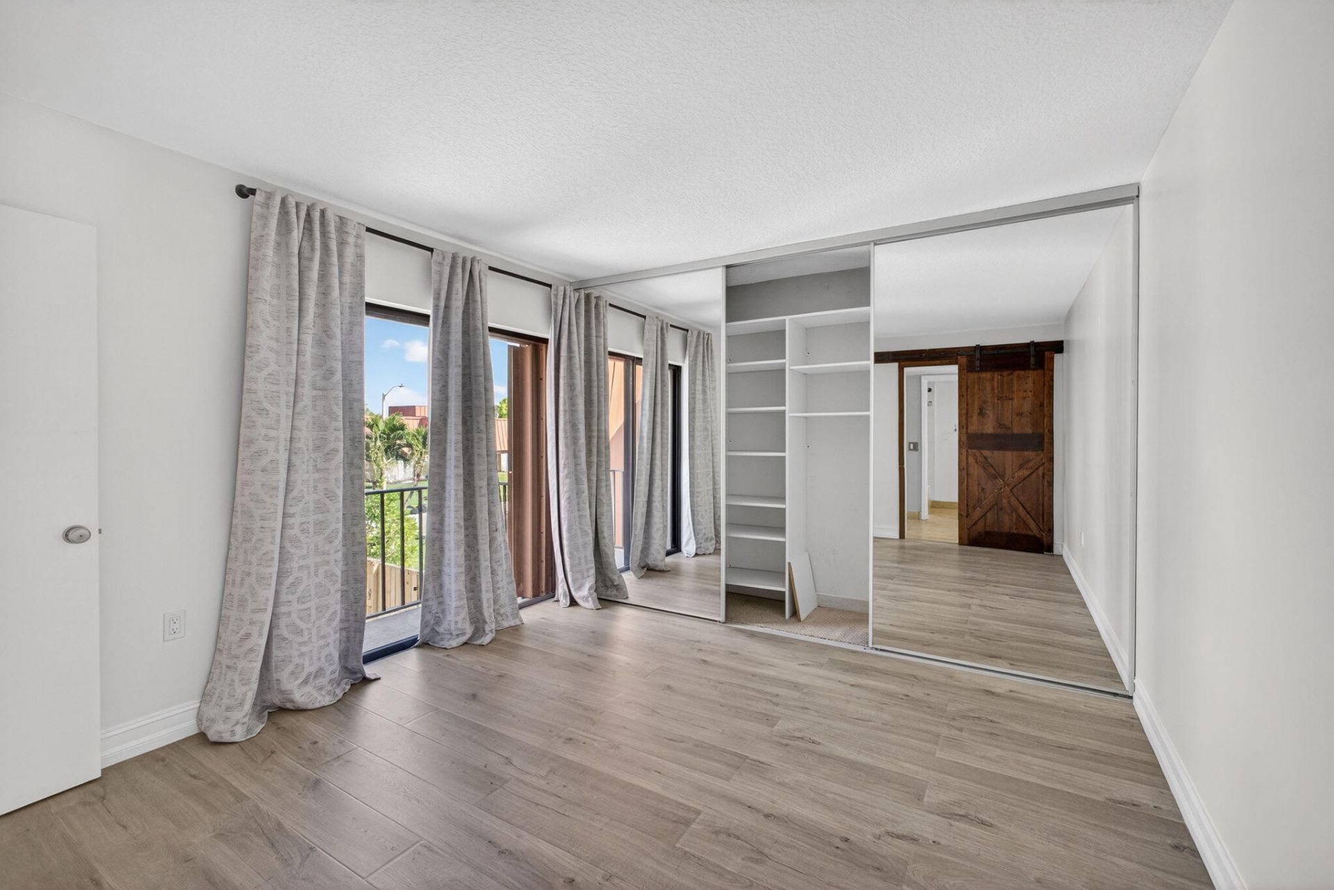 3332 N Meridian Way Way N, Unit B, Palm Beach Gardens, FL 33410 Photo