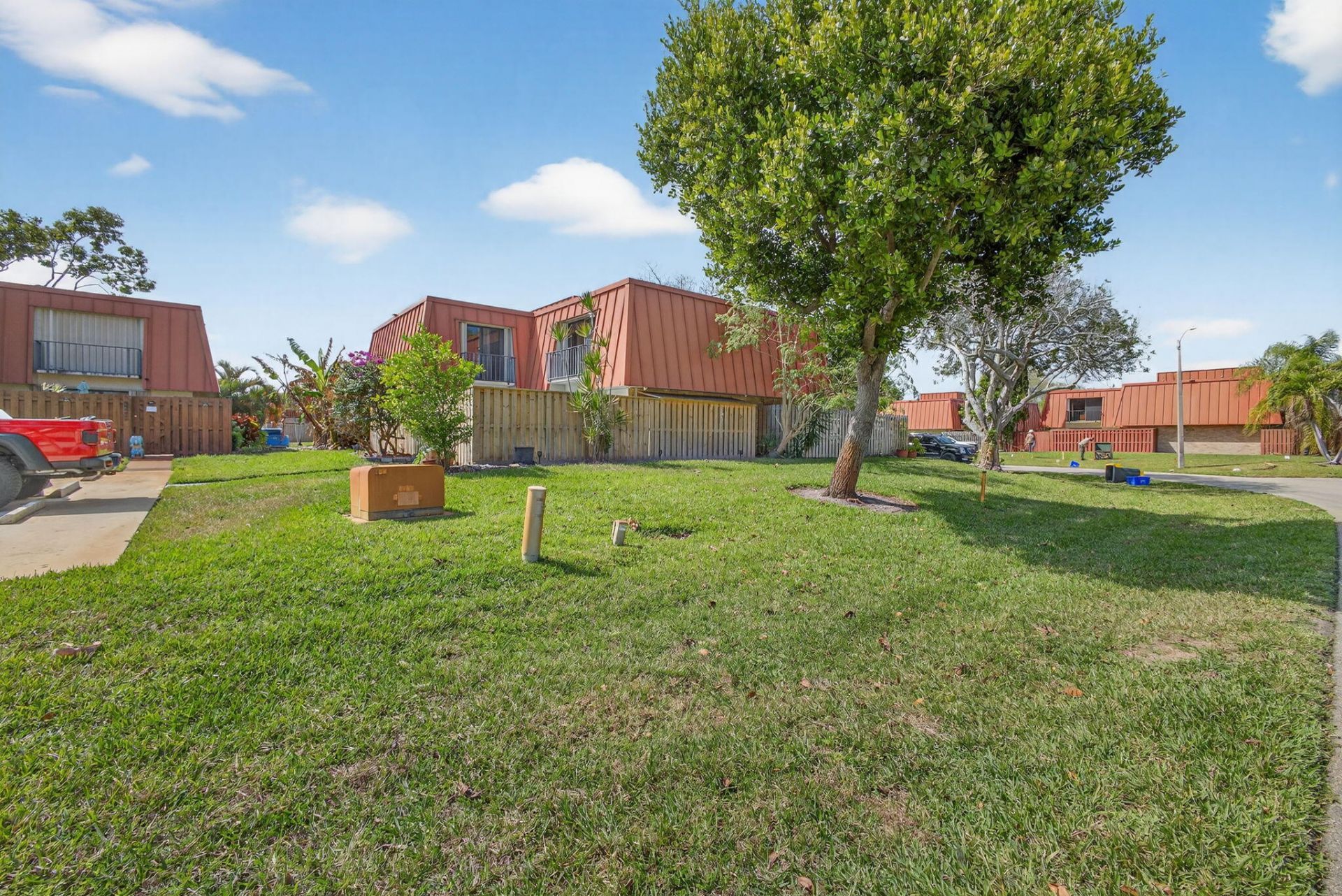 3332 N Meridian Way Way N, Unit B, Palm Beach Gardens, FL 33410 Photo