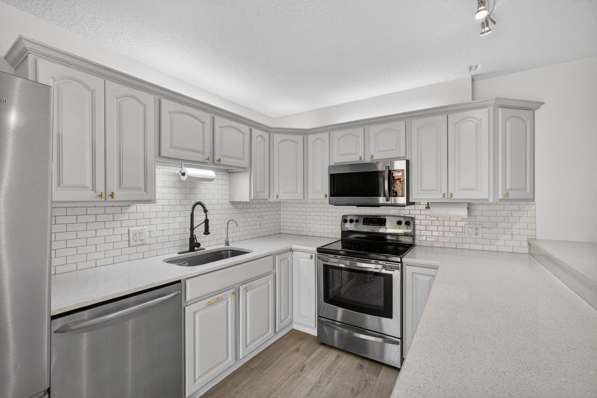 3332 N Meridian Way Way N, Unit B, Palm Beach Gardens, FL 33410 Photo