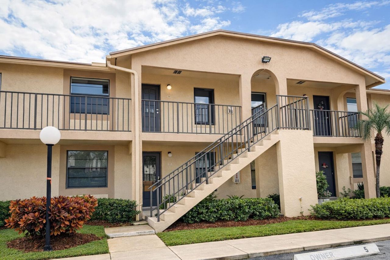 9480 Boca Cove Circle, Unit 415, Boca Raton, FL 33428 Photo