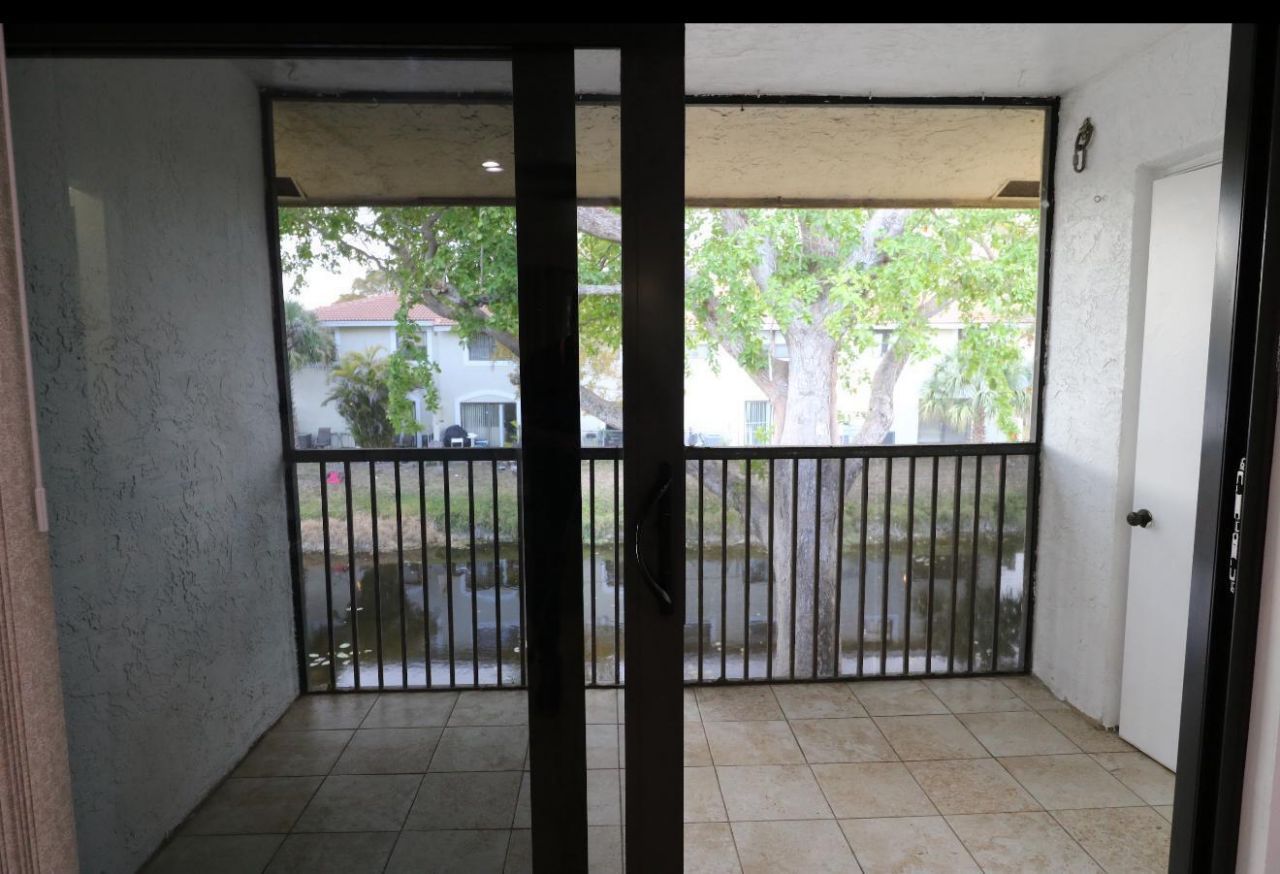 11333 Royal Palm Boulevard, Unit E-1, Coral Springs, FL 33065 Photo