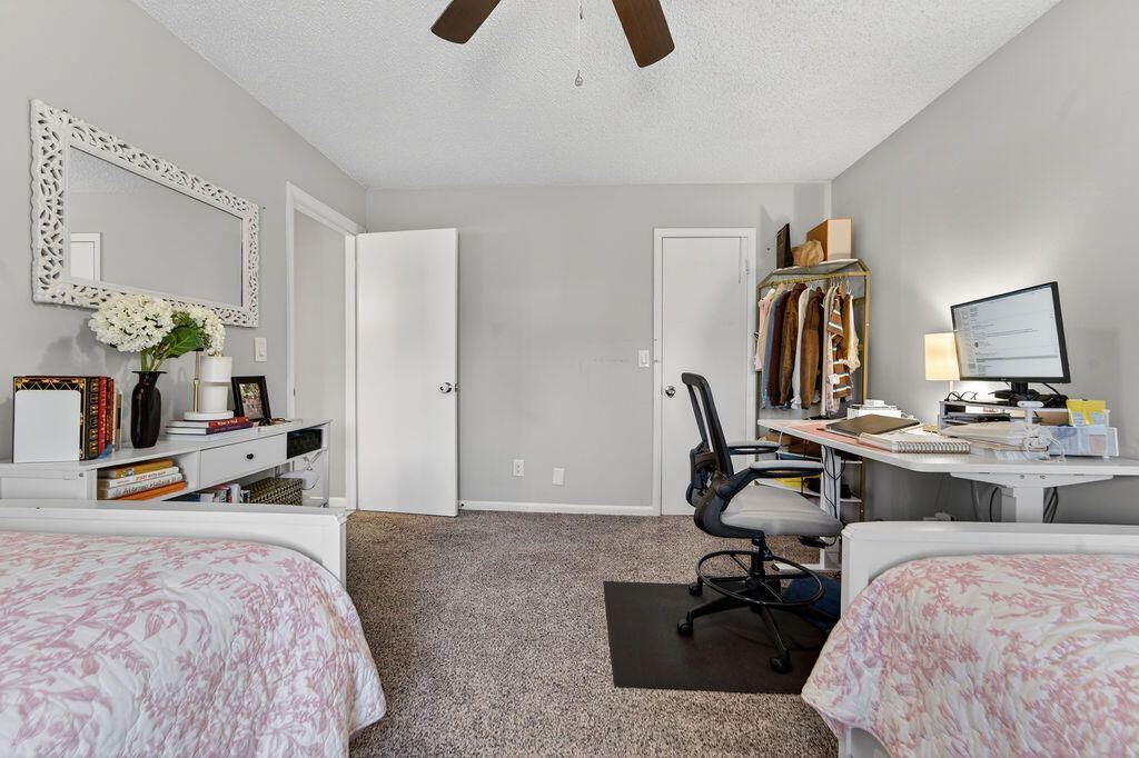 1353 SW Gastador Avenue, Port Saint Lucie, FL 34953 Photo