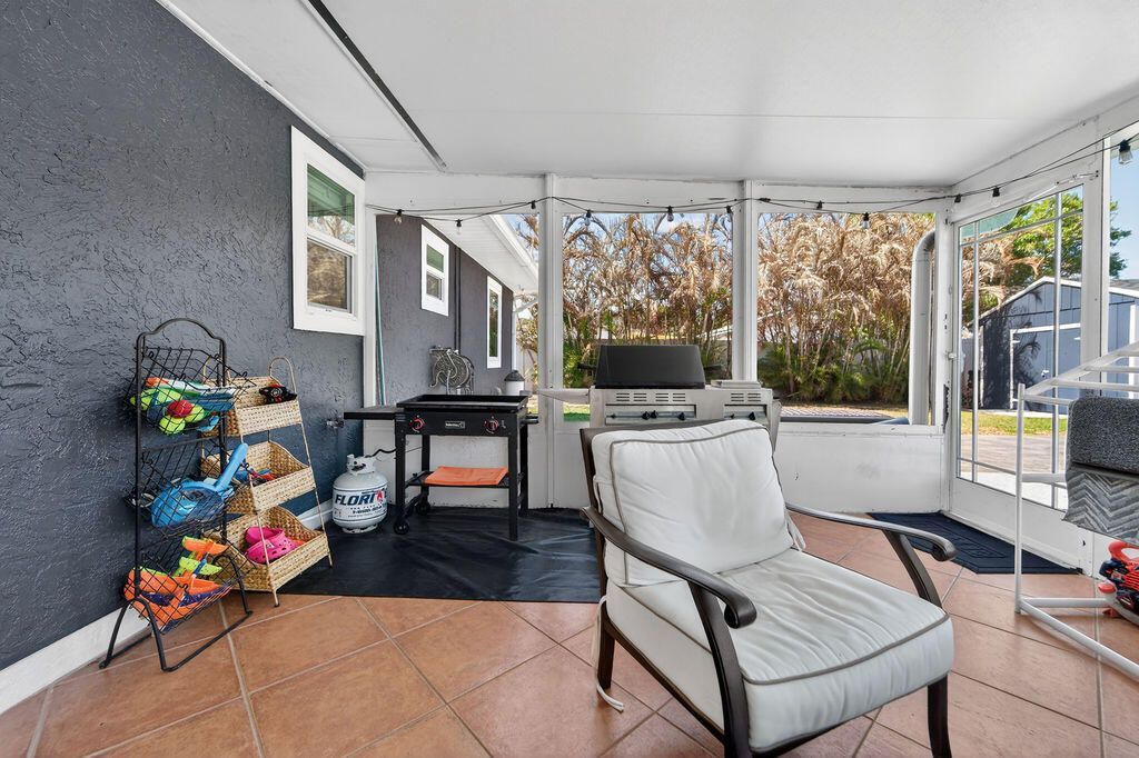 1353 SW Gastador Avenue, Port Saint Lucie, FL 34953 Photo