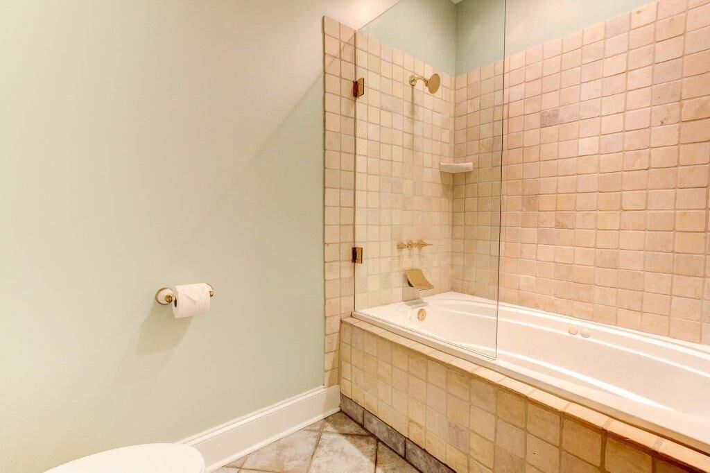 235 Meeting Street  Photo 25