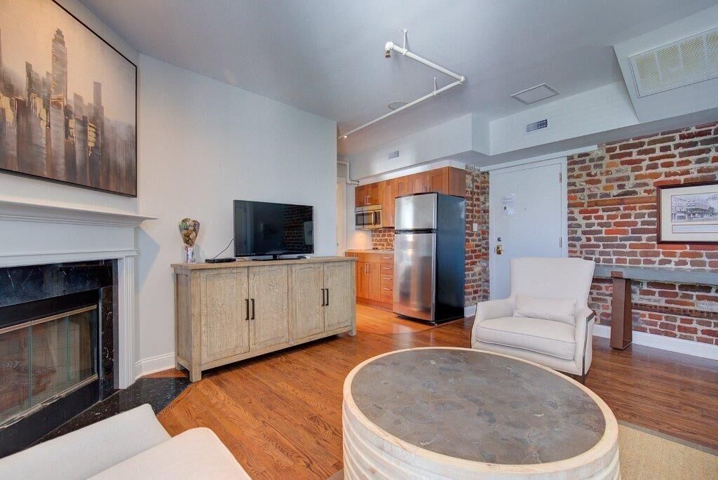 235 Meeting Street  Photo 29