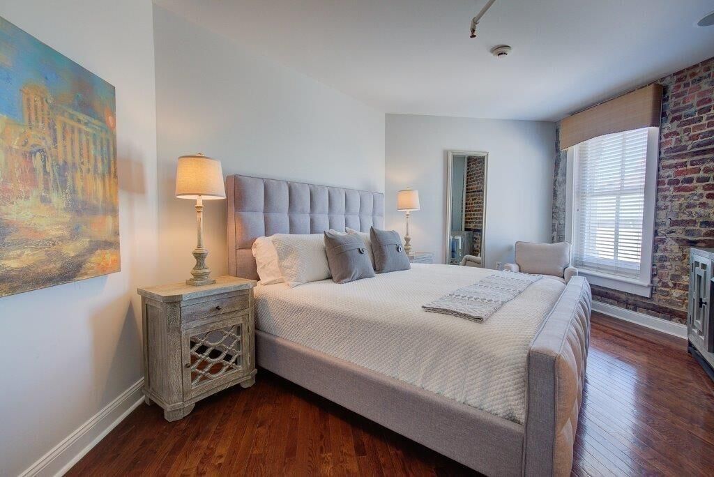 235 Meeting Street  Photo 32