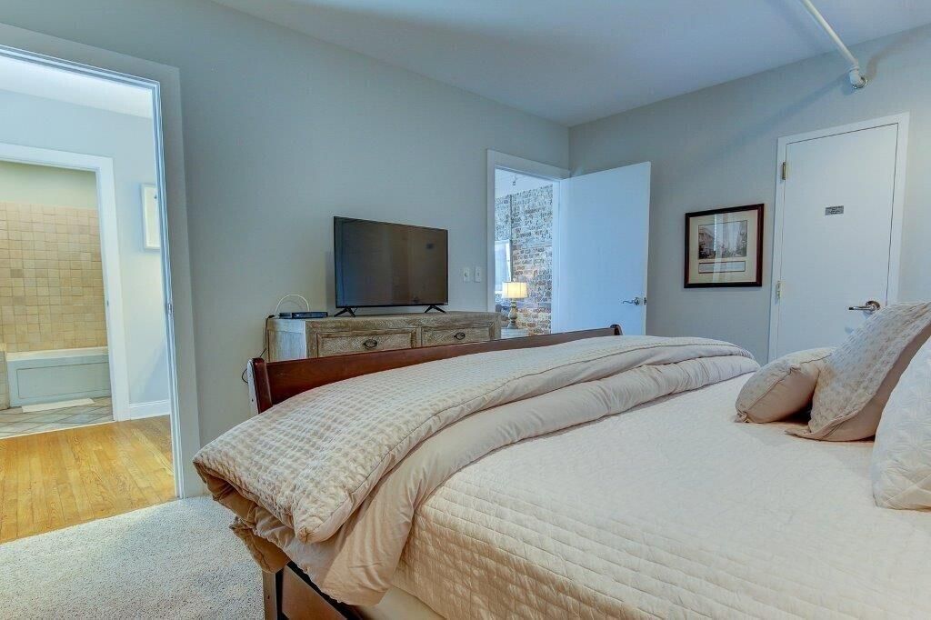 235 Meeting Street  Photo 55