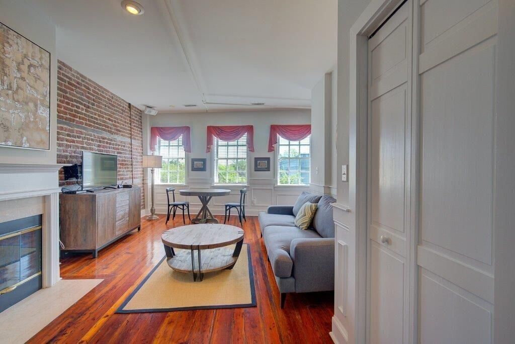 235 Meeting Street  Photo 7