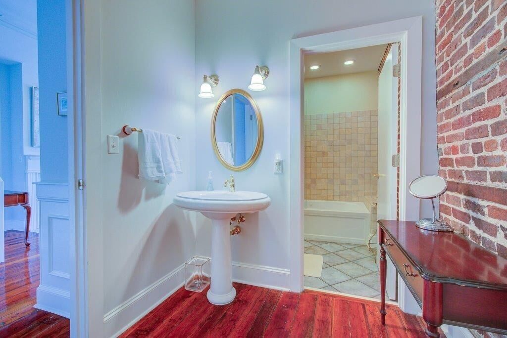 235 Meeting Street  Photo 9