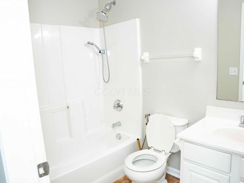 112 Purple Leaf Lane, Lewis Center, OH 43035 Photo 13