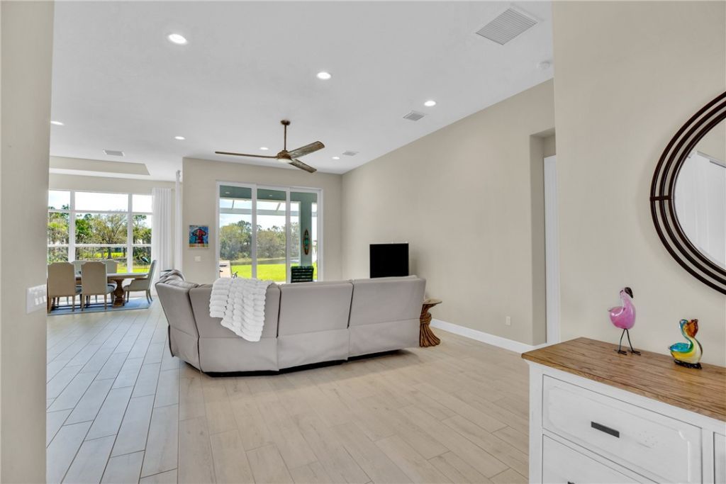 105 Night Hawk Way, Sebastian, FL 32958 Photo