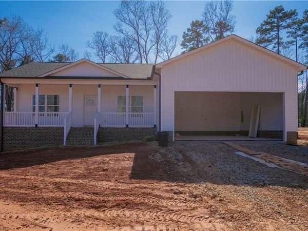 2827 Beckner Road , Lexington, NC 27292