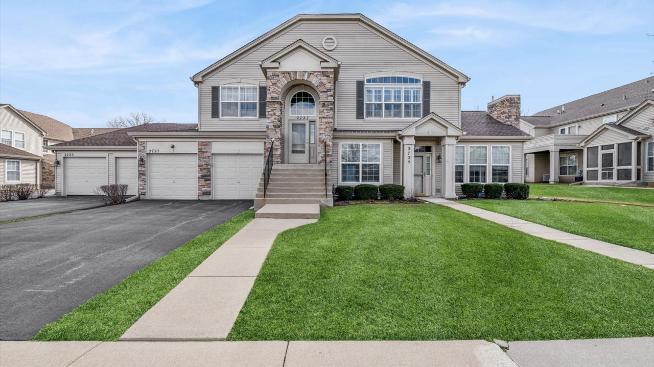 2727 Acorn Court, West Dundee, IL 60118 Main Photo