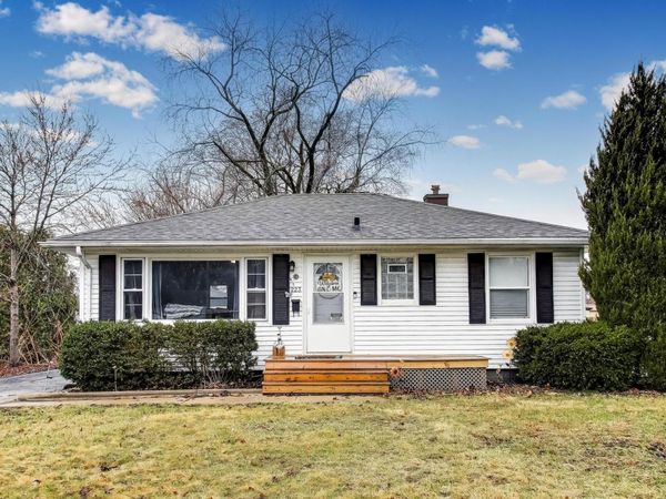 223 Oneill Street , Joliet, IL 60436