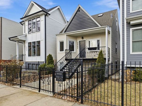 2862 N Woodard Street , Chicago, IL 60618