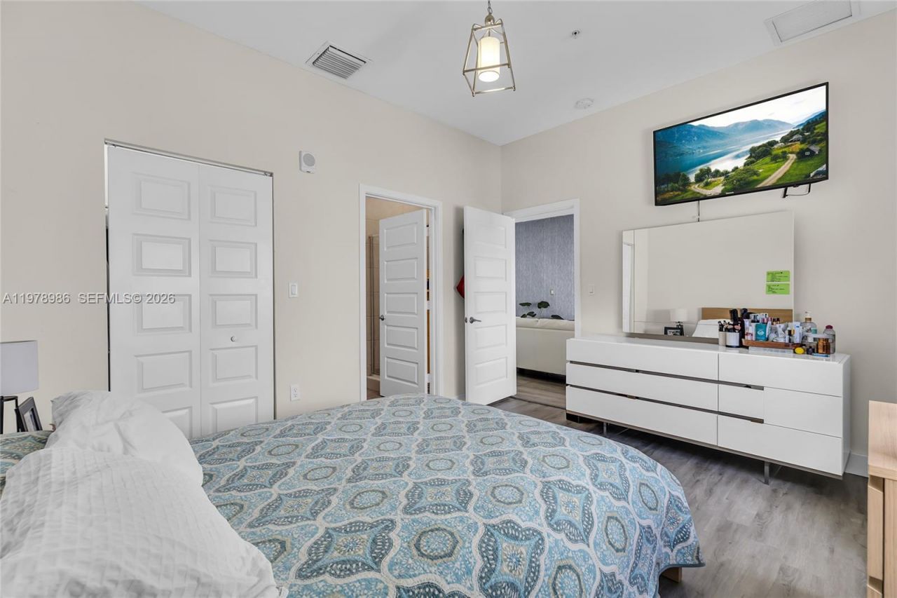 7925 NW 104th Ave , Unit 28, Doral, FL 33178 Photo