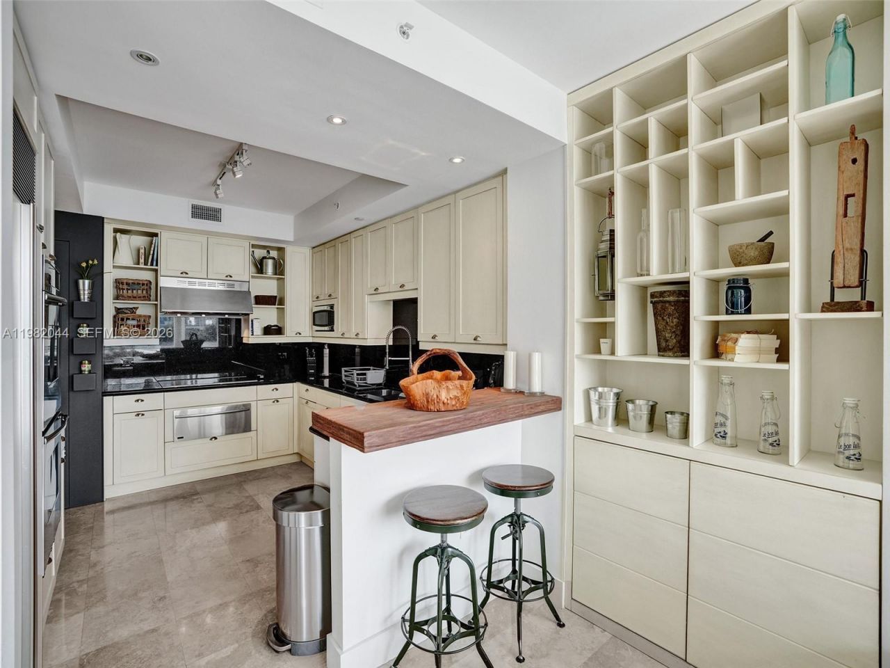 3201 NE 183rd St, Unit 301, Aventura, FL 33160 Photo