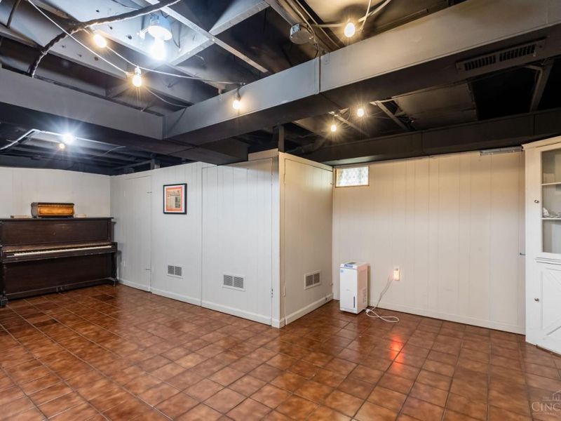 2814 Bodley Avenue, Cincinnati, OH 45205 Photo 24