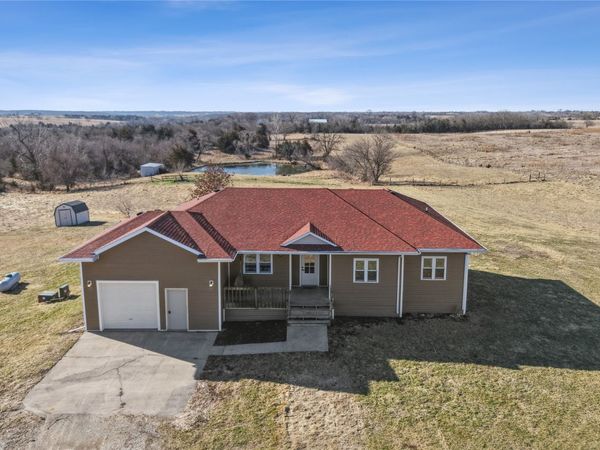 3484 Vermont Street, New Virginia, IA 50210