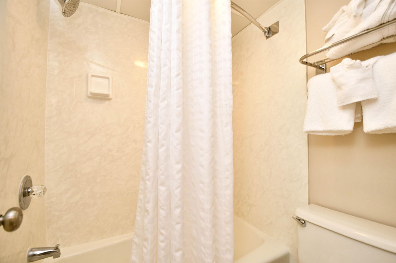 1105 S Ocean Blvd. Photo 16