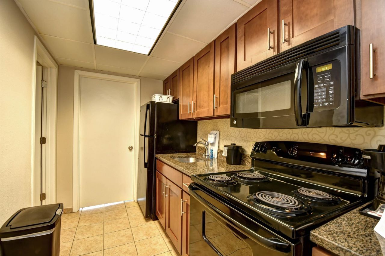 1105 S Ocean Blvd. Photo 9