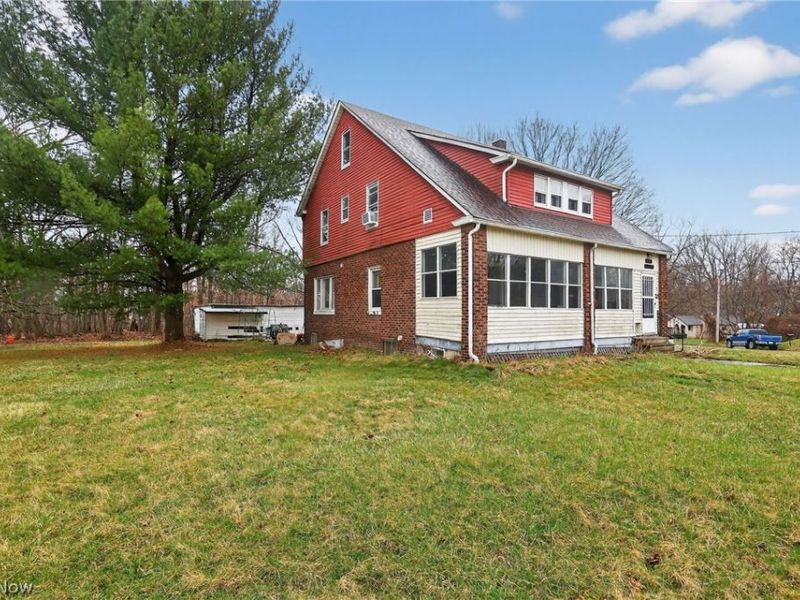 788 Caledonia Street, Youngstown, OH 44502 Photo 2