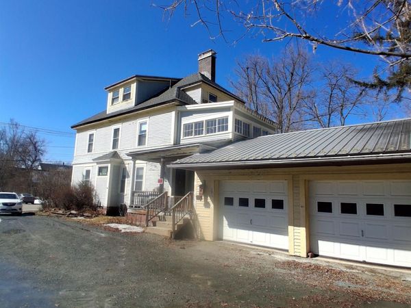 30 Cross Street, Littleton, NH 03561