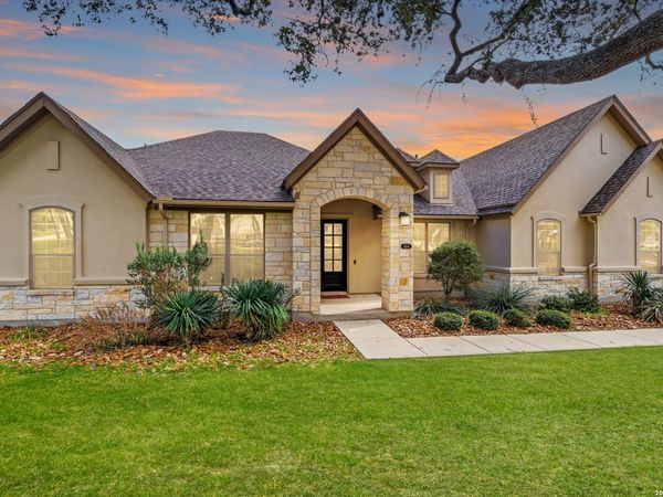 8218 Garden Arbor, Garden Ridge, TX 78266