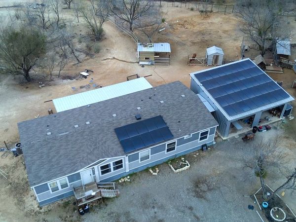 114 4th, Natalia, TX 78059