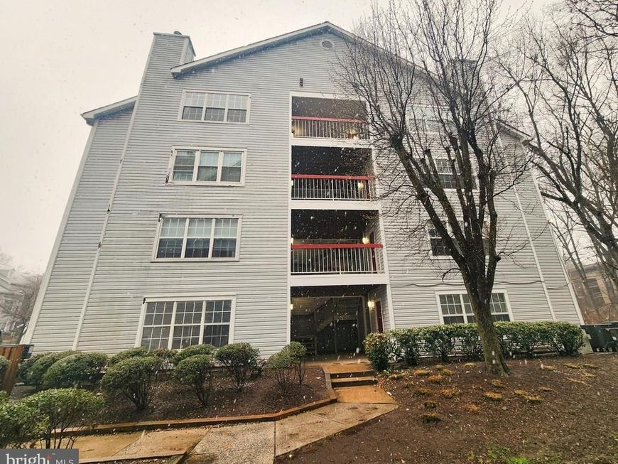 18512 Boysenberry Drive, Unit 129, Gaithersburg, MD 20879 Main Photo