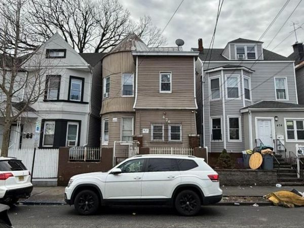 476 Ellison St, Paterson, NJ 07501