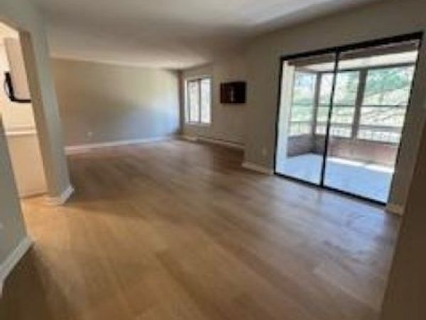 140 Amberly Dr, Manalapan, NJ 07726