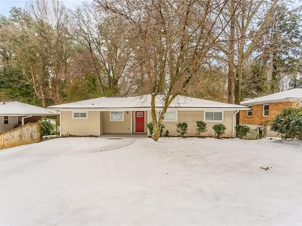 2792 Plantation Drive , Atlanta, GA 30344