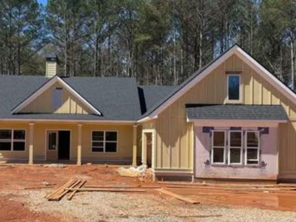 134 Woodford Drive, Roopville, GA 30170