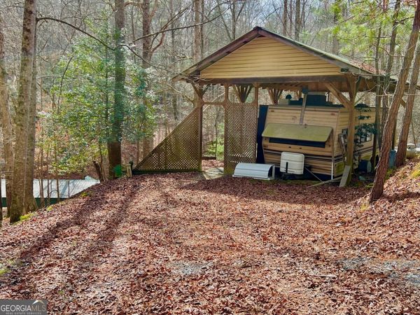 985 Ogden Drive, Ellijay, GA 30540